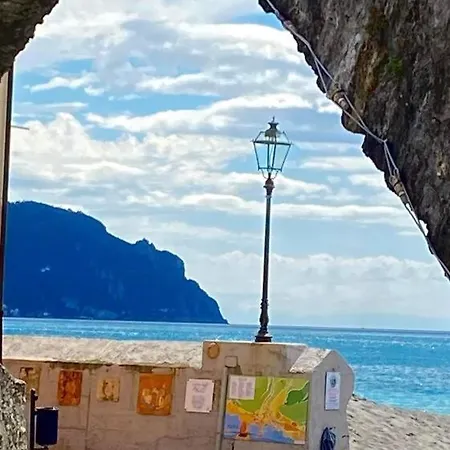 아파트 A Due Passi Dal Mare *